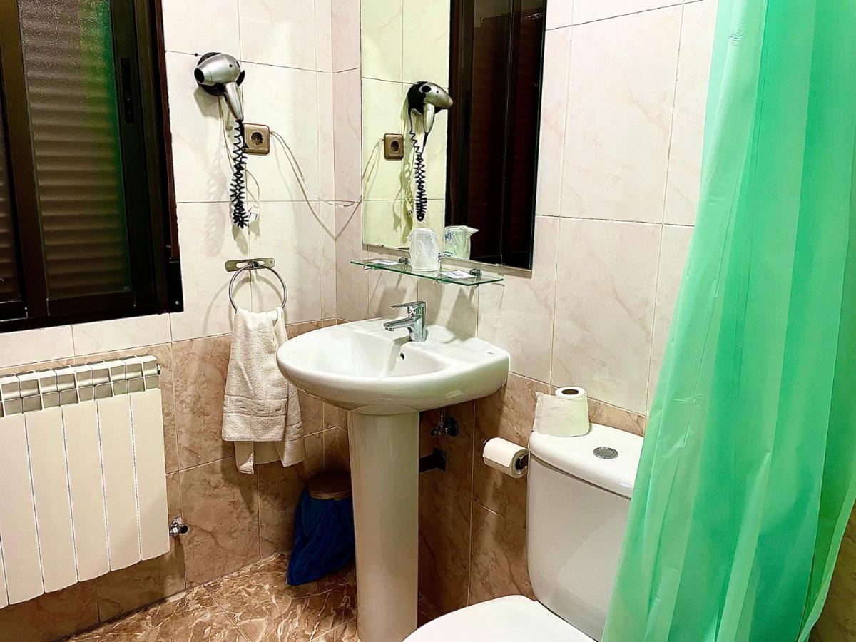 Hostal Torresmancha Ла-Гуардия Экстерьер фото
